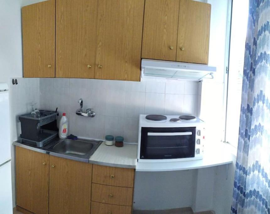 Apartamento Κεντρικό Στούντιο Στην Καρδίτσα. Exterior foto